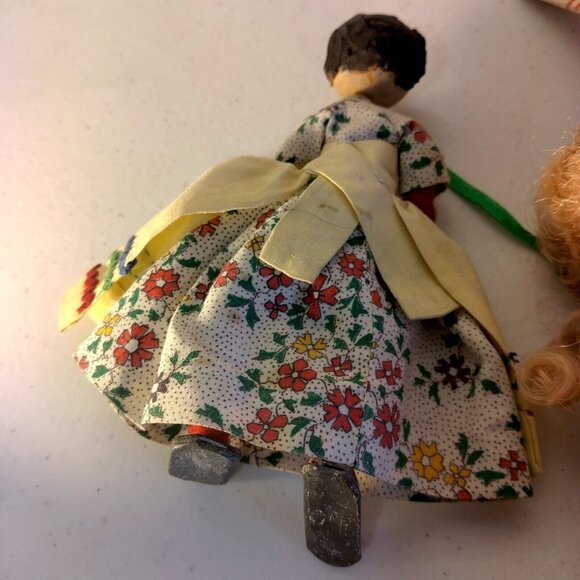 Vintage Dolls Mixed Doll Lot 5 Porcelain Flocked Gondlier Handmade Collectible - Picture 10 of 16